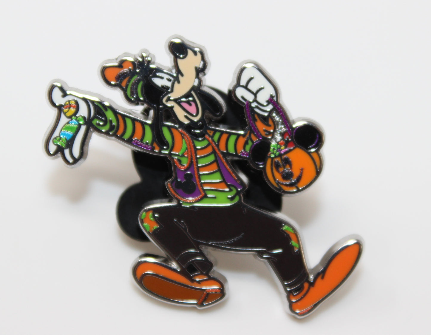 Goofy Halloween Seasons Disneyland 2025 Hidden Disney Wave A Pin
