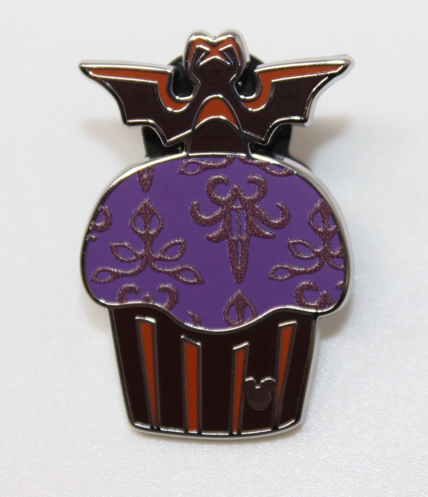Haunted Mansion Cupcake Chaser Disneyland 2025 Hidden Disney Wave B Pin