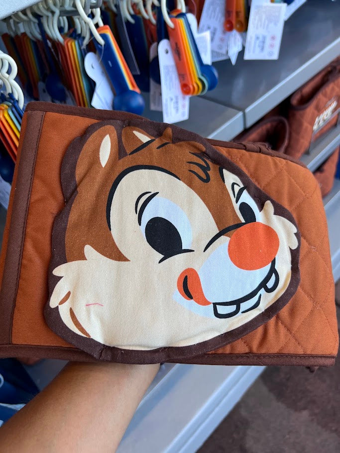 Chip & Dale 2026 Epcot Food & Wine Festival Oven Mitt