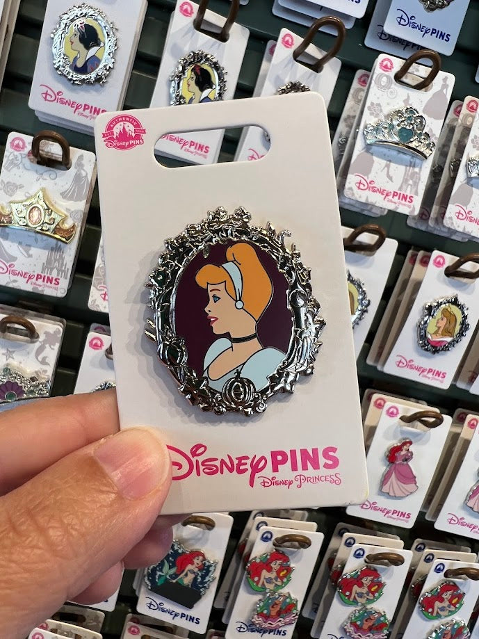 Cinderella Portrait Disney Pin