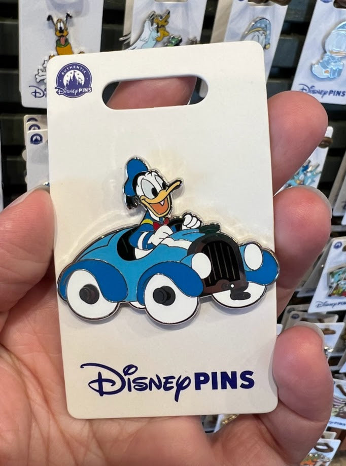 Donald Duck Driving a Car Disney Pin