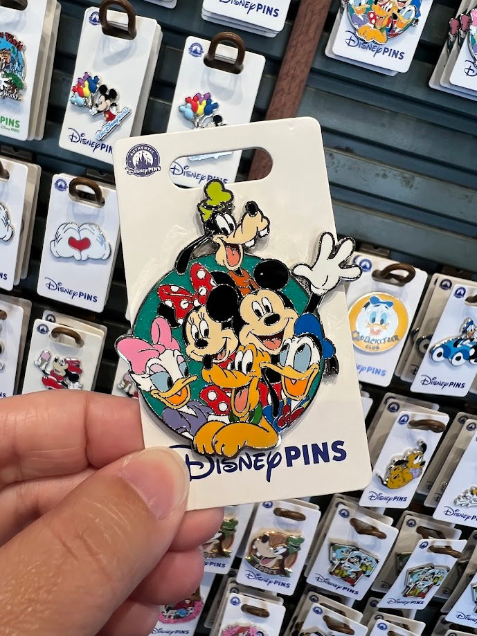 Mickey & Friends Disney Pin