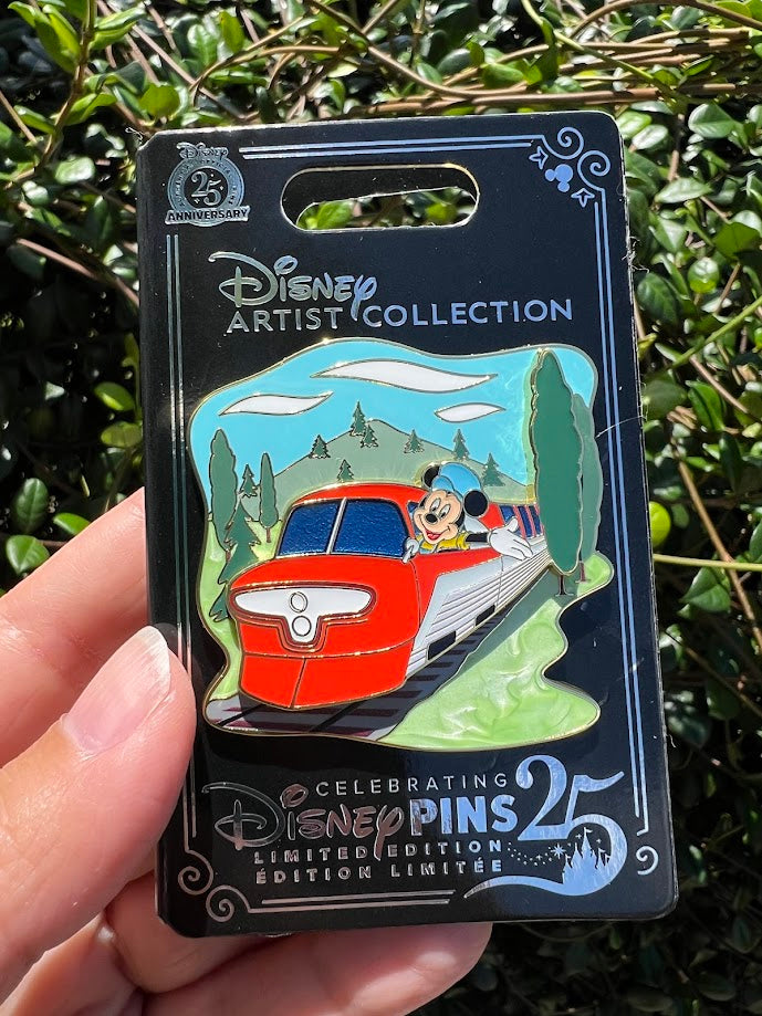 Mickey Mouse Train Alex Maher Disney Artist Series Limited Edition Disney Pin