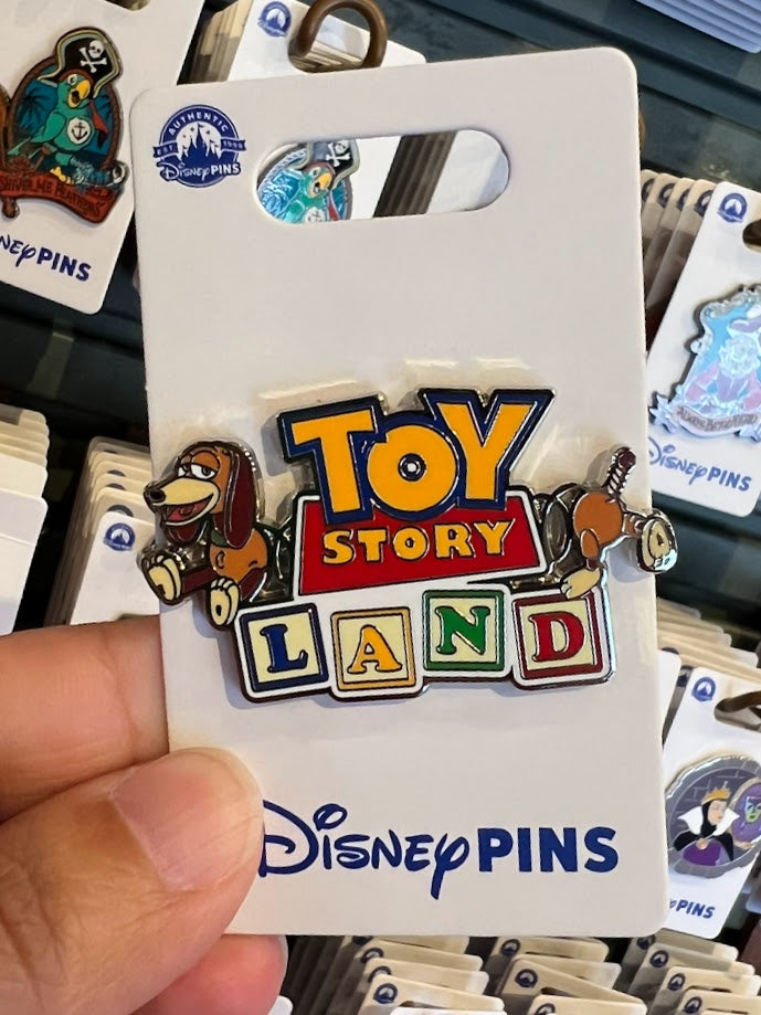 Slinky Dog Toy Story Land Disney Pin