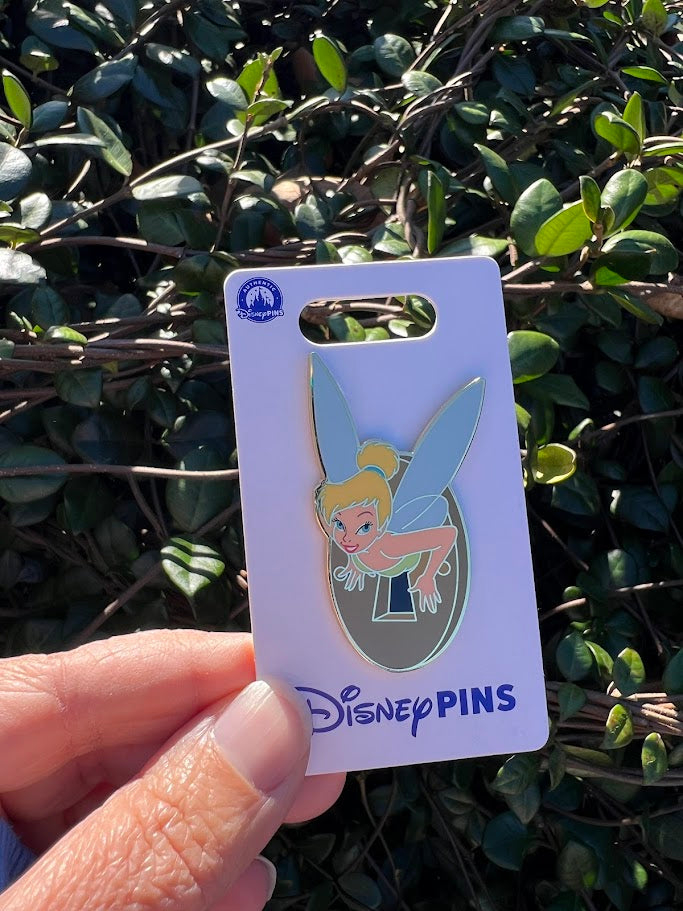 Tinker Bell Keyhole Disney Pin