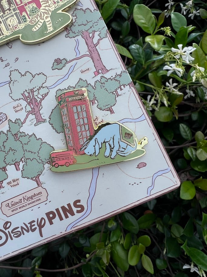 Winnie the Pooh Epcot United Kingdom Pavilion 4 Disney Pin Set