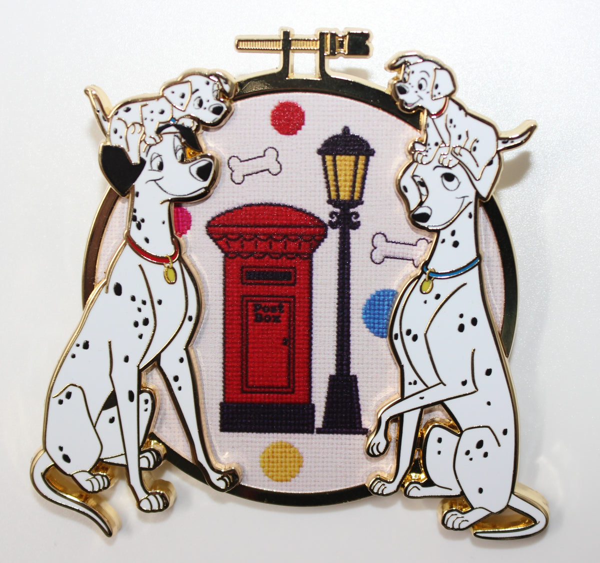101 Dalmatians Disney Classics Cross Stitch Pink a la Mode Jumbo Mystery Pin
