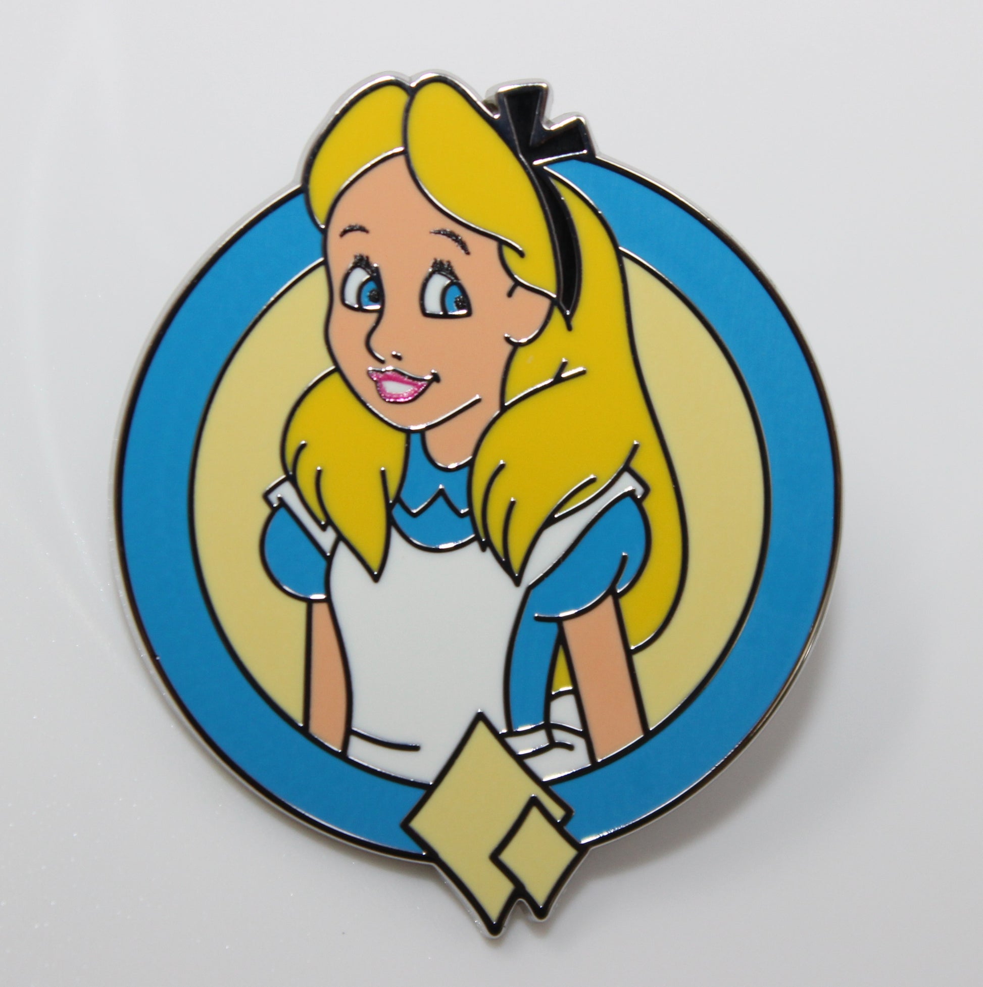 Alice Enchanted Ensemble Mystery Disney Pin