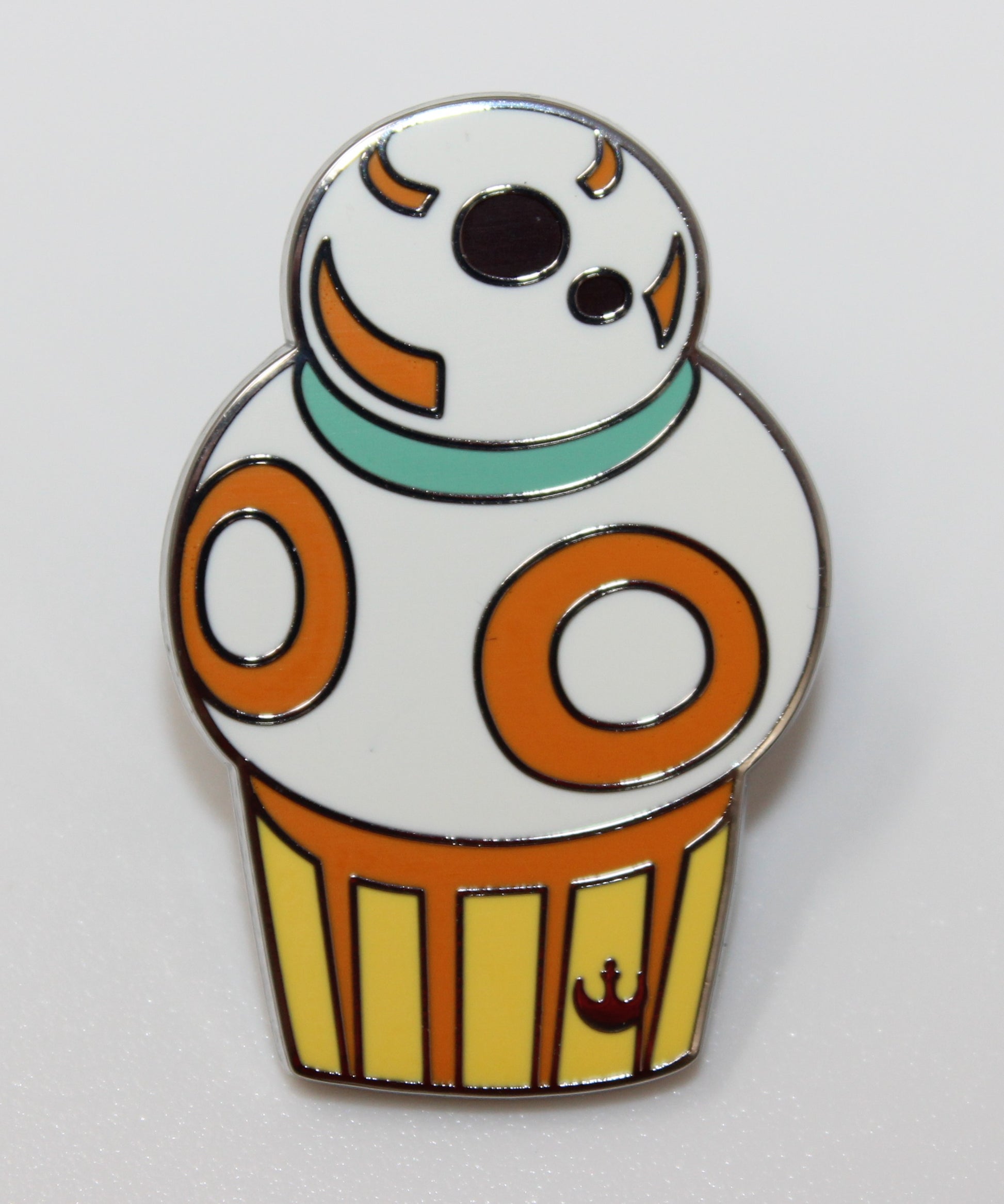 BB-8 Cupcake 2025 Hidden Disney Pin