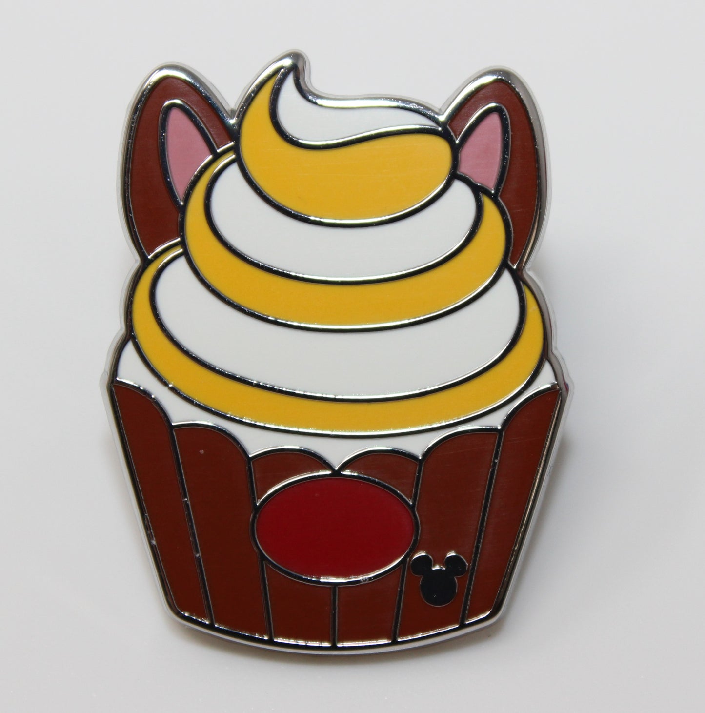 Dale Cupcake Disneyland 2026 Hidden Disney Wave A Pin