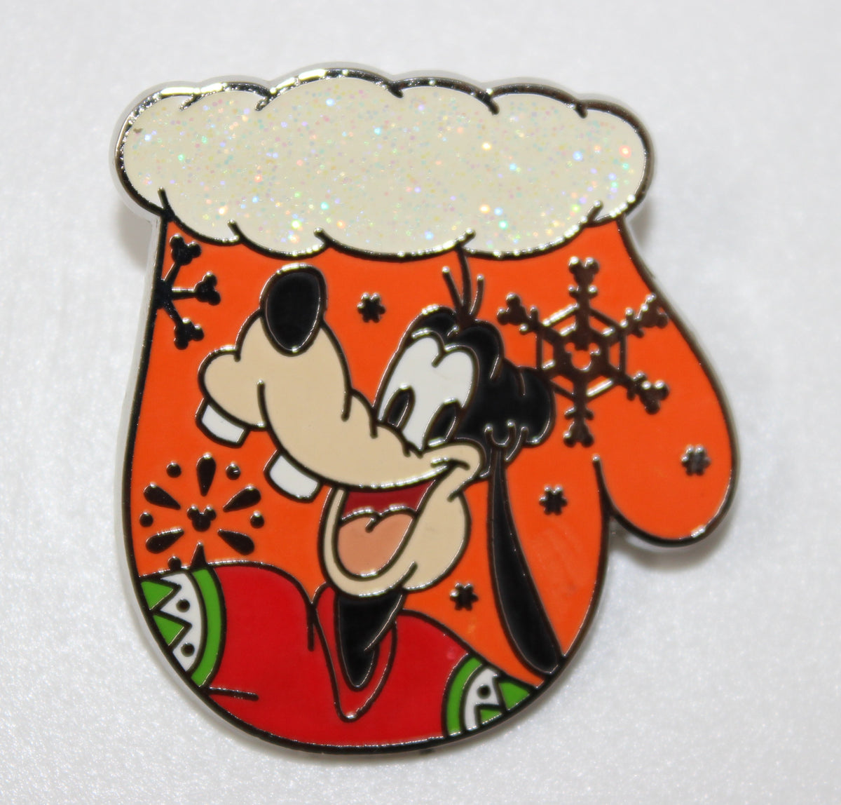 Goofy Mitten 2016 Gift Card PWP Limited Edition Disney Pin