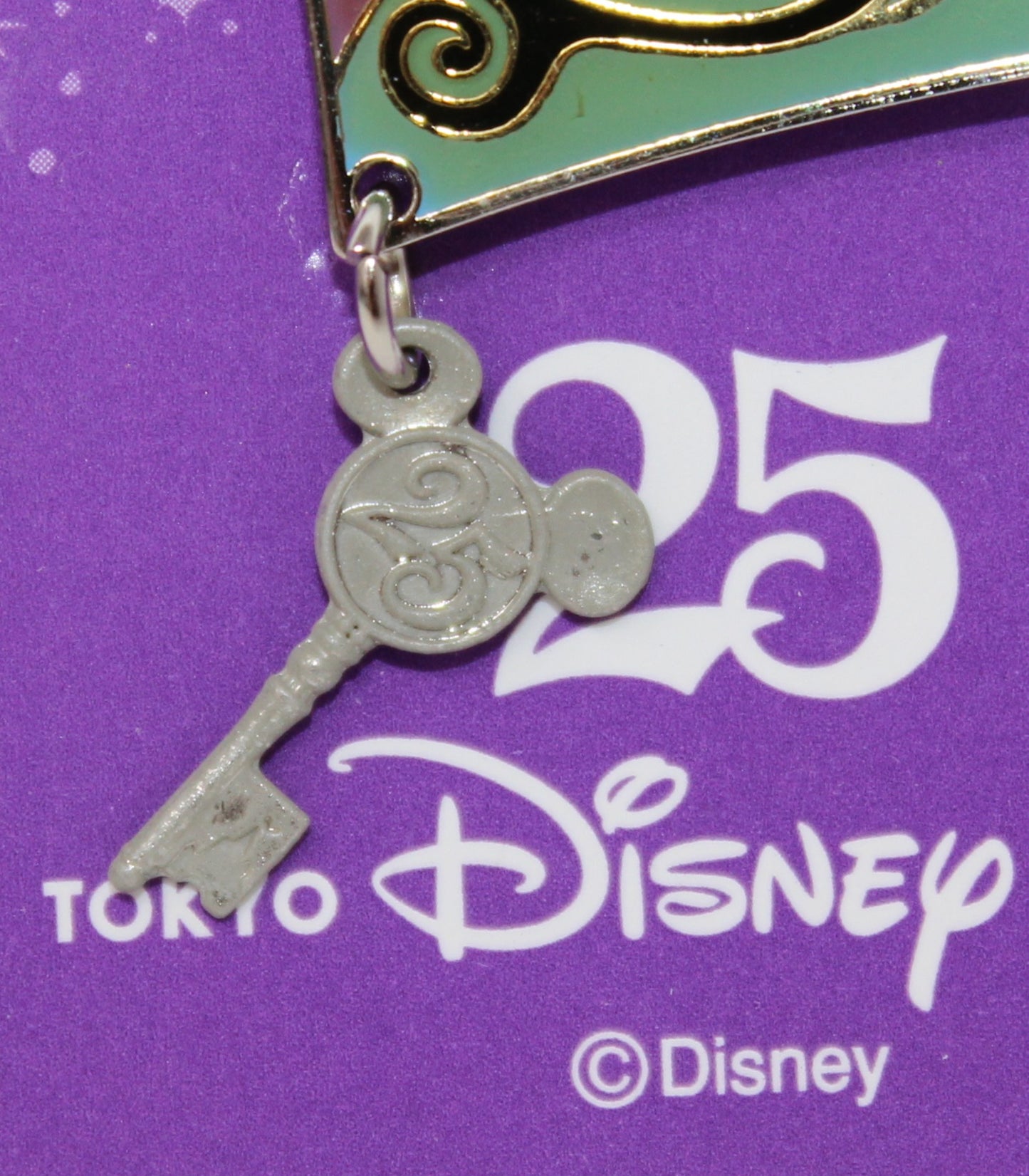 Genie Tokyo Disneyland 25th Anniversary Key Collection Disney Pin