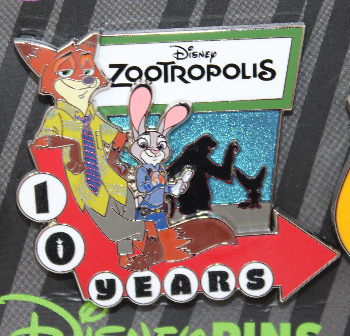 Nick & Judy Zootopia 10th Anniversary Hong Kong Disneyland Disney Pin Set
