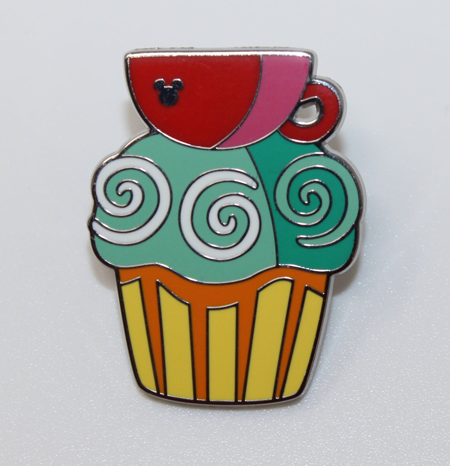 Mad Tea Party Cupcake Disneyland 2025 Hidden Disney Wave B Pin