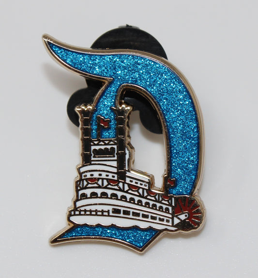 Mark Twain Riverboat Key to Disneyland Glitter Gold Variant Disney Pin