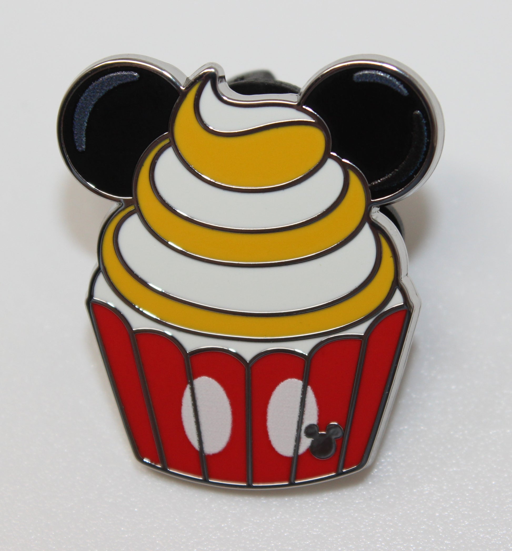 Mickey Mouse Cupcake 2026 Hidden Disney Wave A Pin