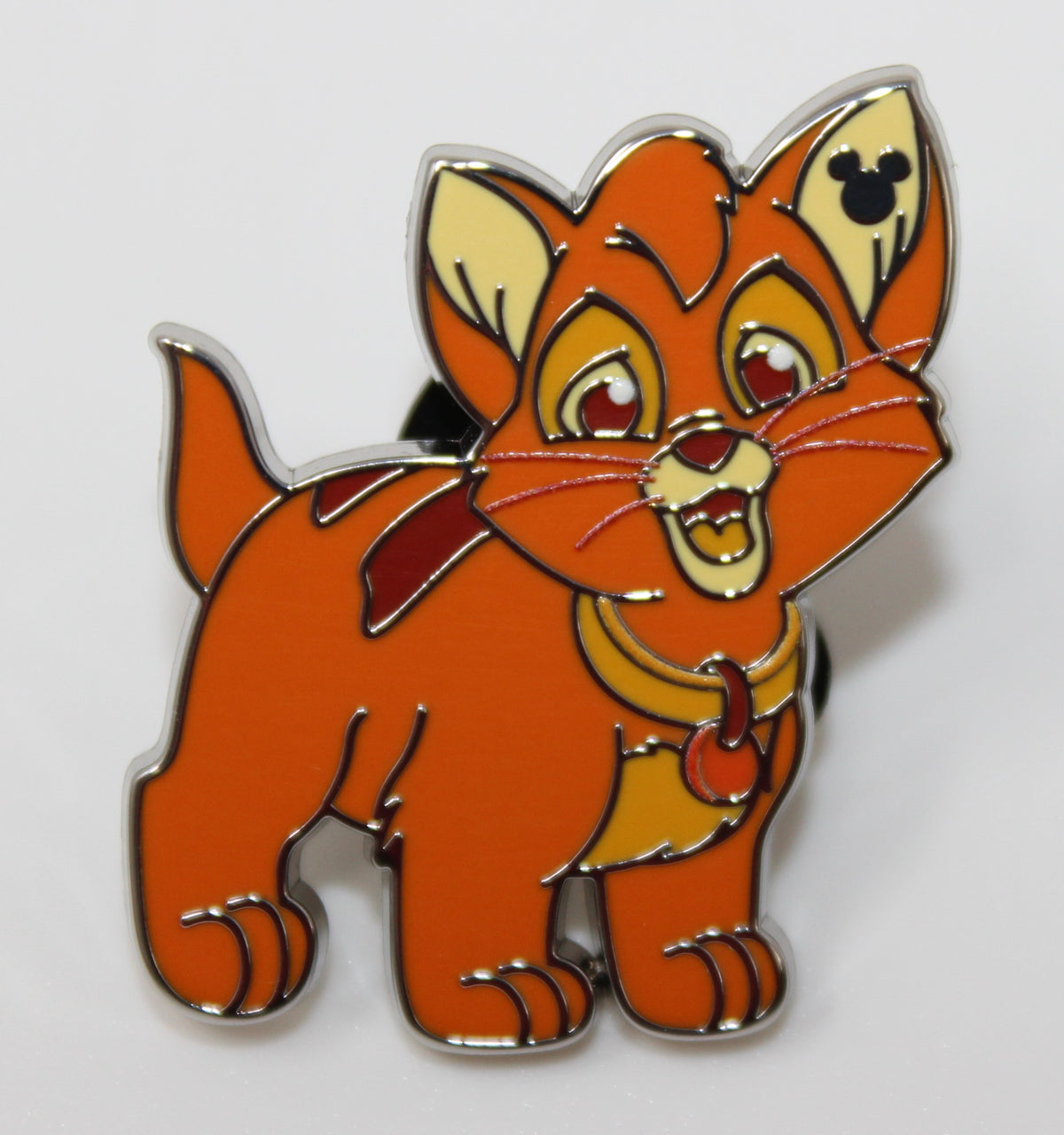 Oliver Orange Color Story Disneyland 2026 Hidden Disney Wave B Pin