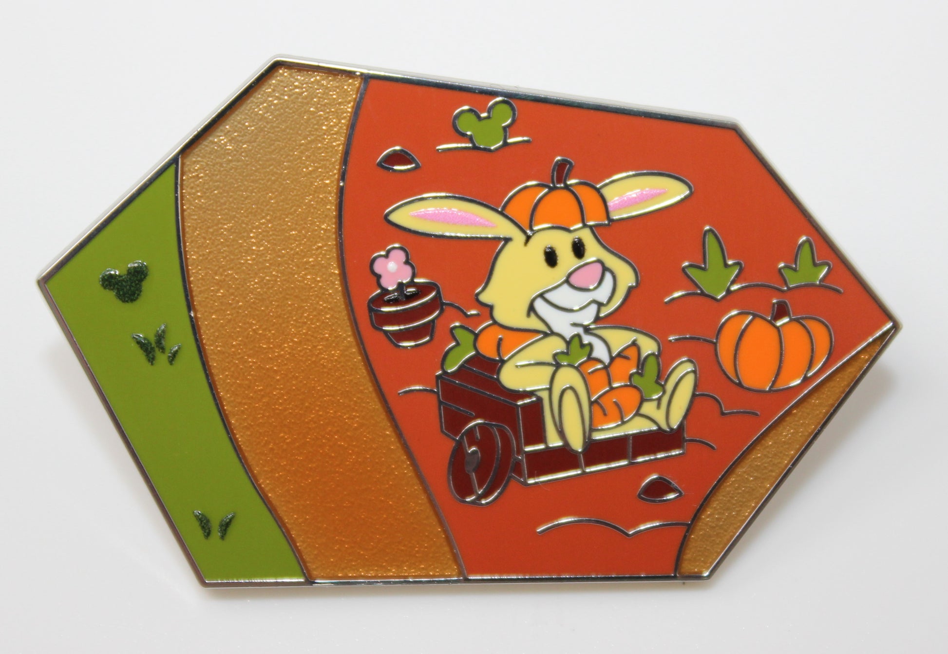 Rabbit Many Adventures of Winnie the Pooh Attraction Map Puzzles Mystery Disney Pin