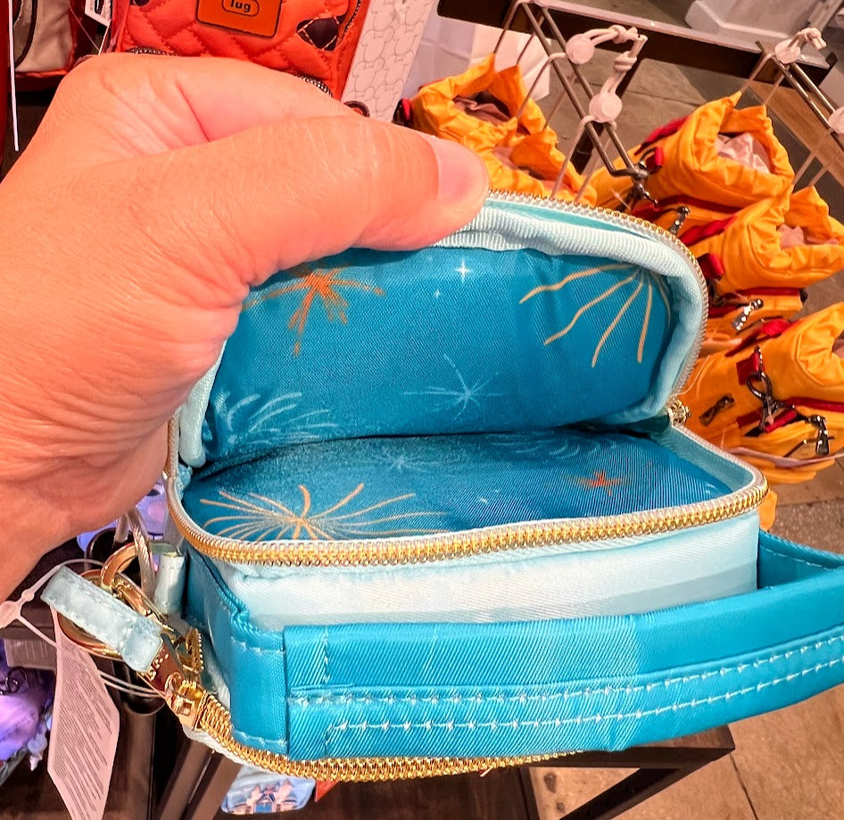 Cinderella Castle Magic Kingdom Disney Parks Lug Bag