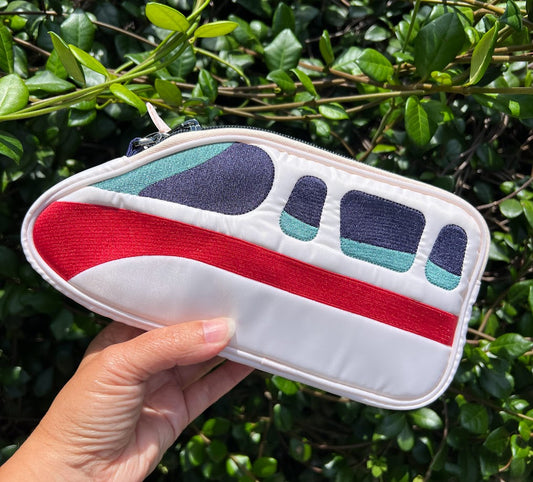 Contemporary Resort Monorail Lug Bag