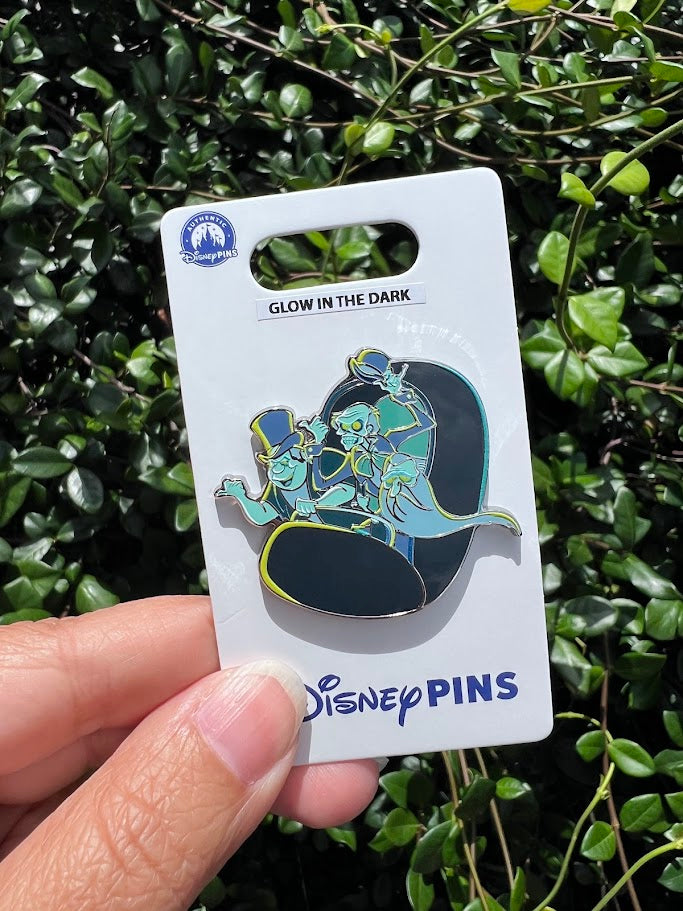 Hitchhiking Ghosts in DoomBuggy Haunted Mansion Disney Pin