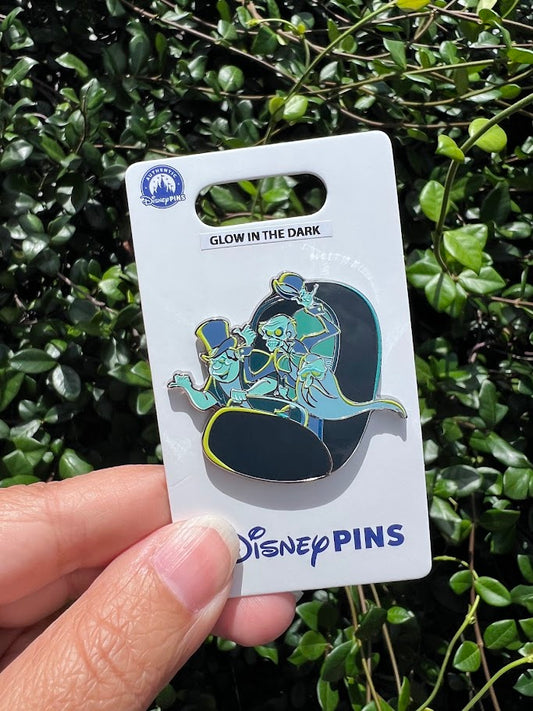 Hitchhiking Ghosts in DoomBuggy Haunted Mansion Disney Pin