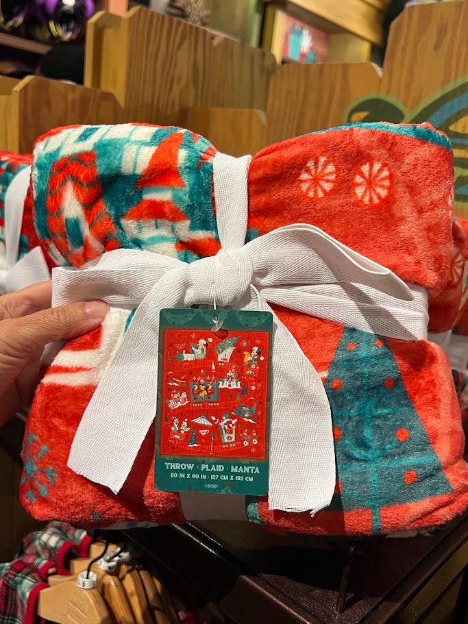 Mickey & Friends Christmas Throw Blanket