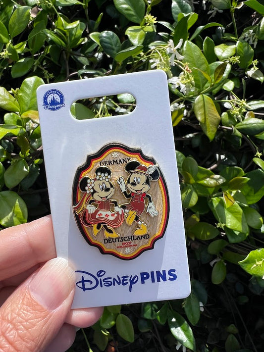 Mickey & Minnie Deutschland Germany Pavilion Disney Pin