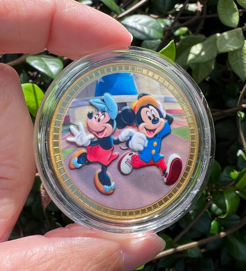 Mickey & Minnie The Magic of Disney Animation Medallion