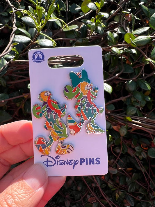 Mickey & Minnie Mouse Animal Kingdom Disney Pin Set