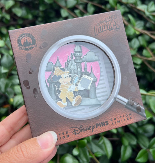 Mickey Mouse Disneyland Daring Detectives Mini Jumbo Disney Pin
