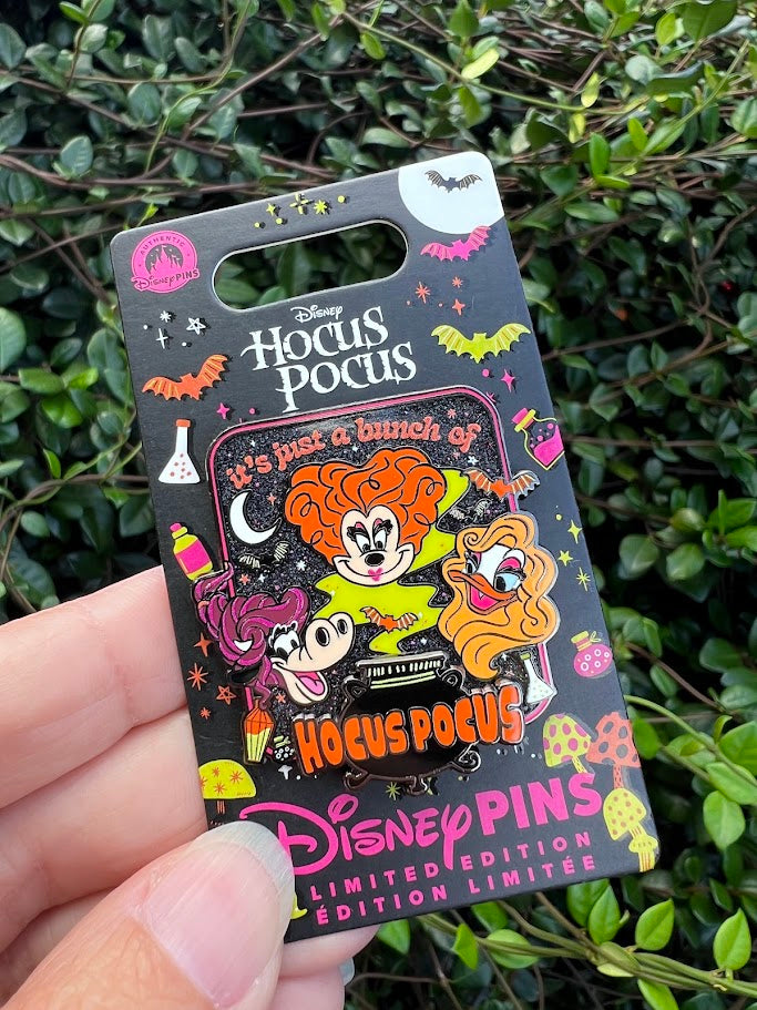 Minnie Clarabelle & Daisy Hocus Pocus Limited Edition Disney Pin
