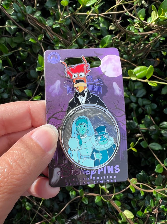 Pepe & Constance Muppets Haunted Mansion Limited Edition Disney Pin