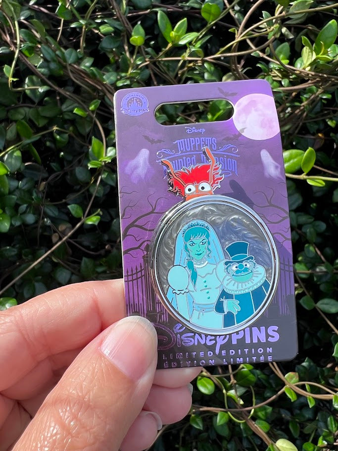 Pepe & Constance Muppets Haunted Mansion Limited Edition Disney Pin