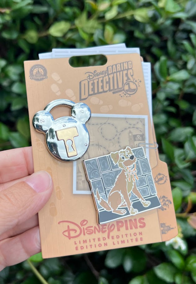 Pirates of the Caribbean Dog Daring Detectives Limited Edition Pin Set