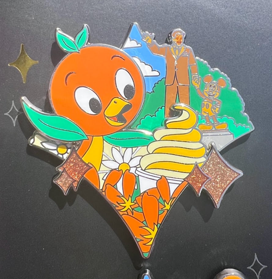 Walt Disney World Artist Collection Boxed Disney Pin Set